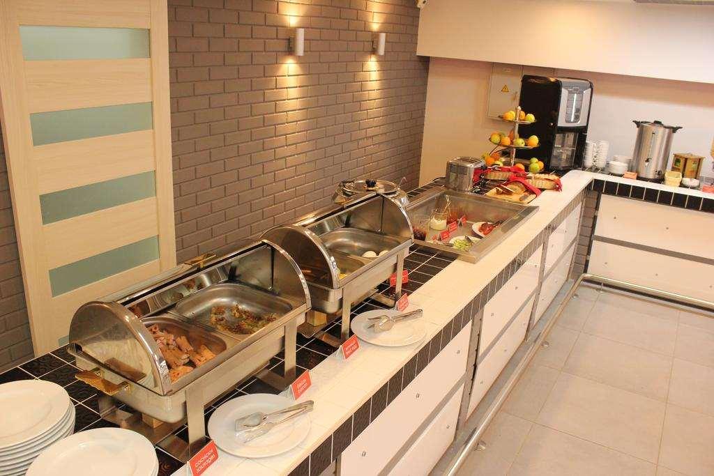 Chisto Hotel Gomel Restaurant bilde
